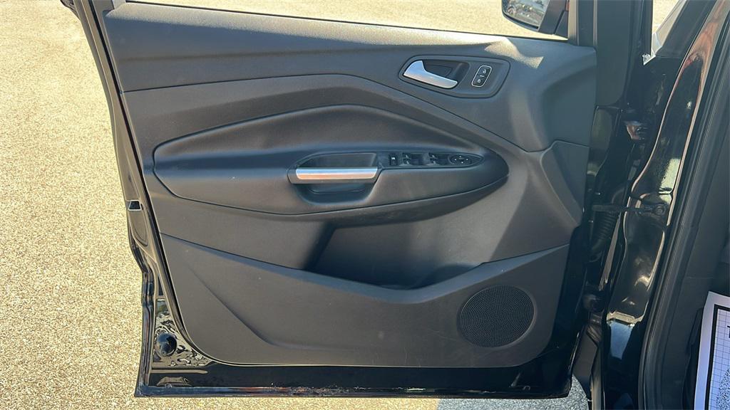 used 2018 Ford Escape car, priced at $8,675