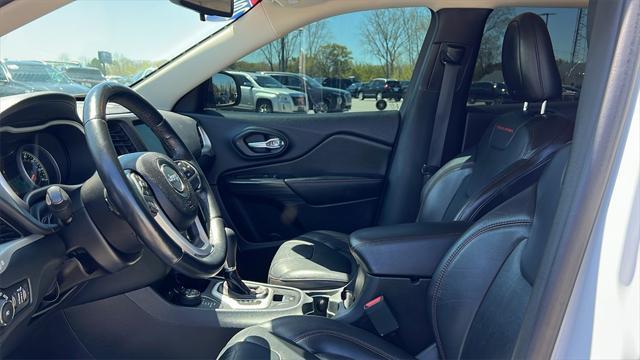 used 2016 Jeep Cherokee car, priced at $13,975