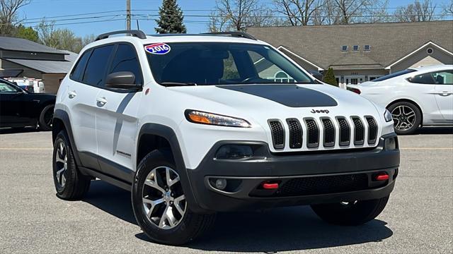 used 2016 Jeep Cherokee car