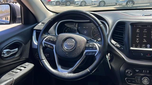 used 2016 Jeep Cherokee car, priced at $13,975