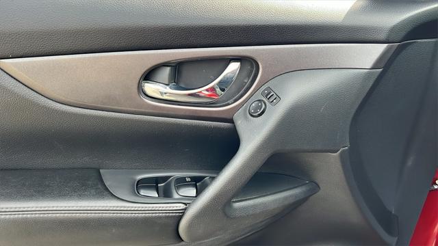 used 2016 Nissan Rogue car, priced at $11,275