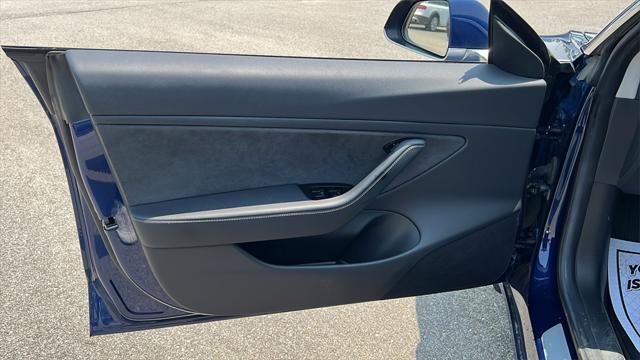 used 2018 Tesla Model 3 car