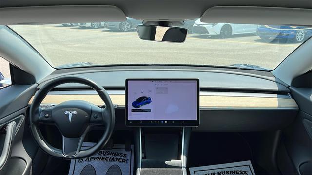 used 2018 Tesla Model 3 car