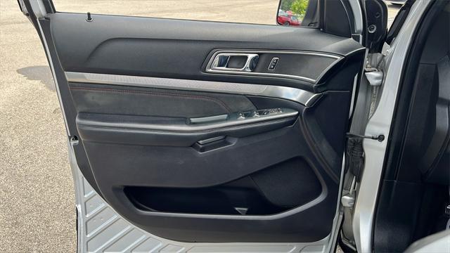 used 2019 Ford Explorer car
