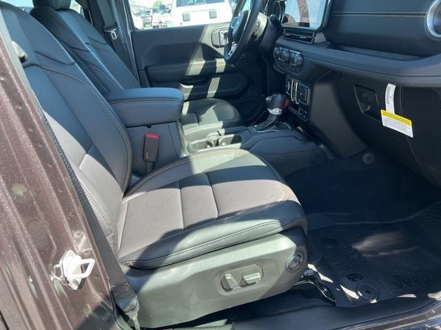 new 2025 Jeep Wrangler car, priced at $54,810