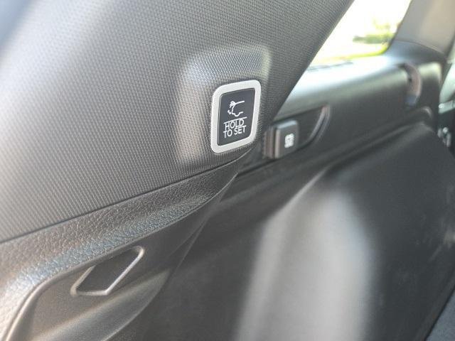 new 2025 Jeep Grand Cherokee car, priced at $42,140