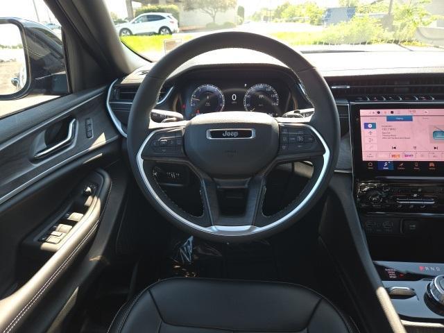 new 2025 Jeep Grand Cherokee car, priced at $42,140