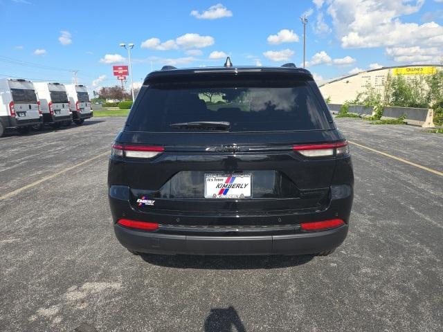 new 2025 Jeep Grand Cherokee car, priced at $45,433
