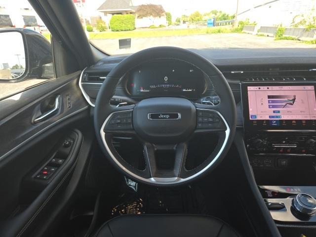 new 2025 Jeep Grand Cherokee car, priced at $45,433
