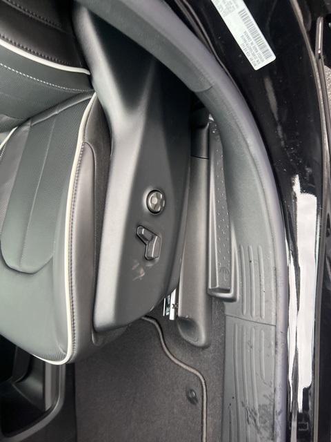 new 2026 Chrysler Pacifica car, priced at $46,905