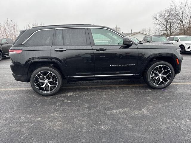 new 2025 Jeep Grand Cherokee car, priced at $62,335