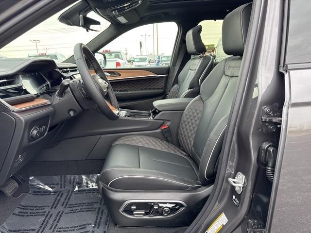 new 2025 Jeep Grand Cherokee L car, priced at $68,925