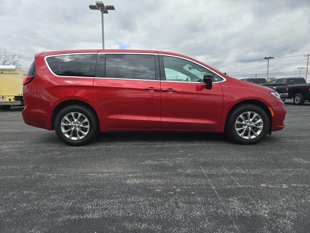 new 2025 Chrysler Pacifica car, priced at $43,601