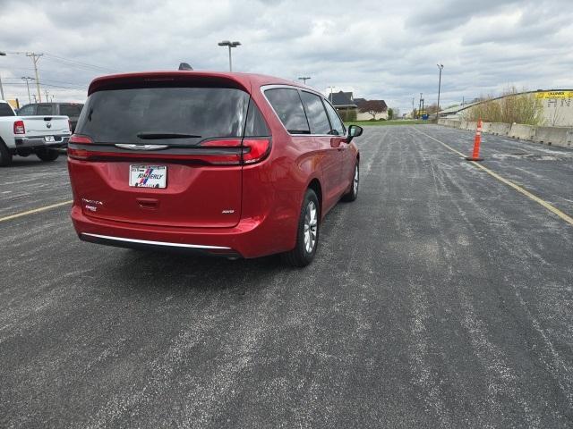 new 2025 Chrysler Pacifica car, priced at $43,601