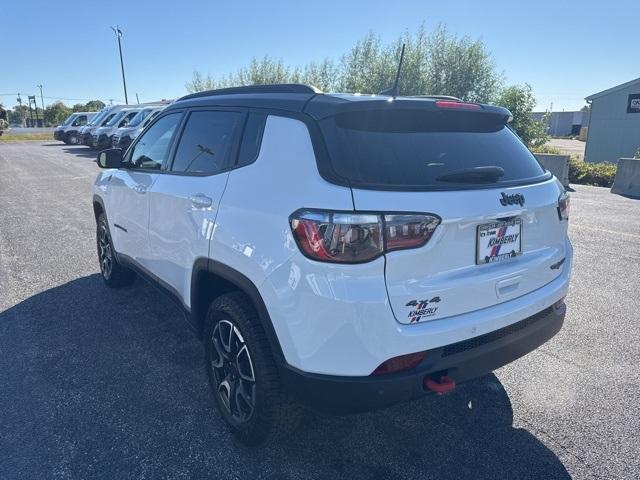 new 2026 Jeep Compass car, priced at $33,390