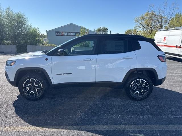new 2026 Jeep Compass car, priced at $33,390