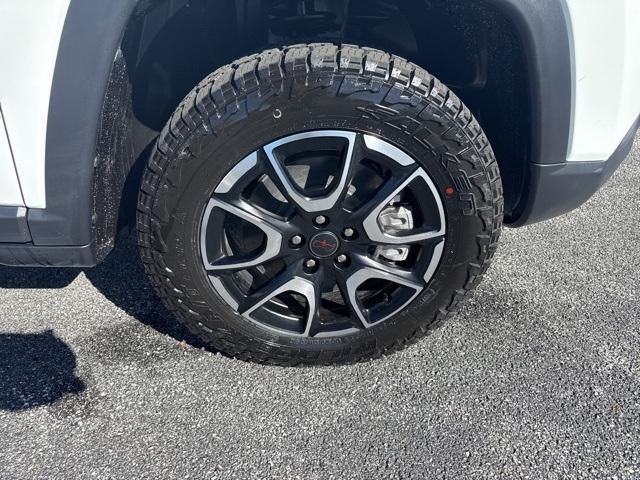 new 2026 Jeep Compass car, priced at $33,390