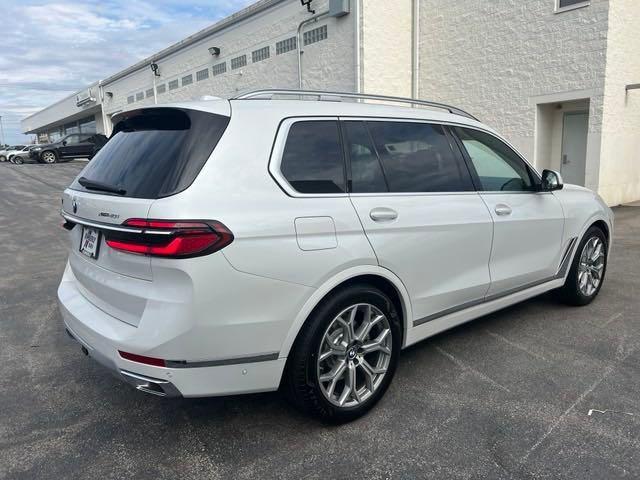 new 2025 BMW X7 car, priced at $93,805