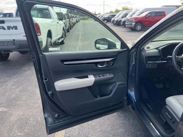 used 2023 Honda CR-V car, priced at $34,801