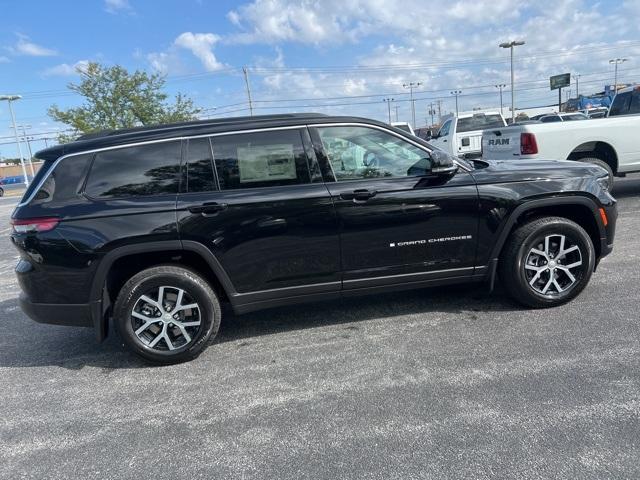 new 2025 Jeep Grand Cherokee L car, priced at $44,415