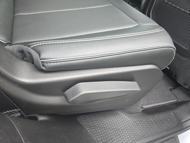 new 2025 Jeep Grand Cherokee L car, priced at $56,936