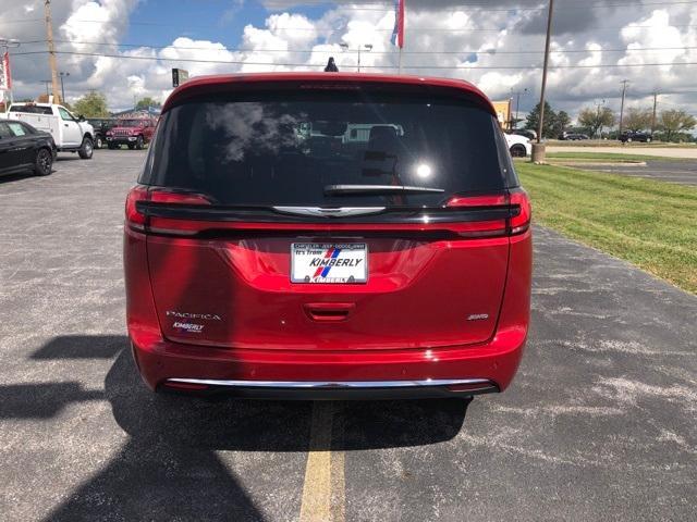 new 2024 Chrysler Pacifica car, priced at $42,185