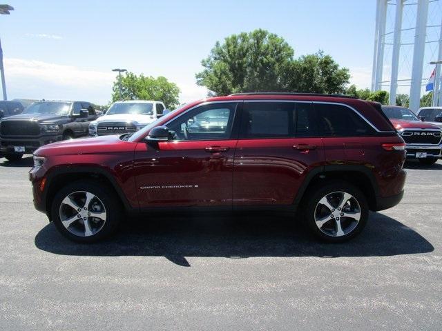 used 2024 Jeep Grand Cherokee car, priced at $43,714