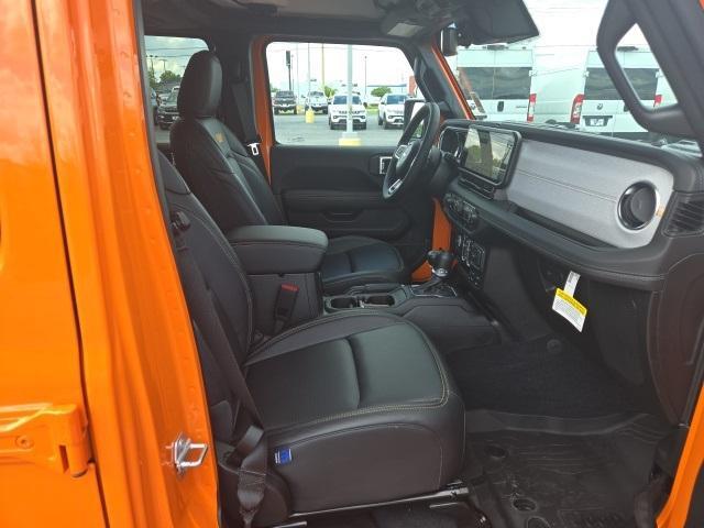 new 2025 Jeep Wrangler car, priced at $54,634