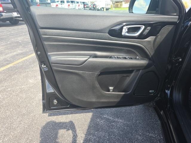 used 2024 Jeep Compass car, priced at $29,919