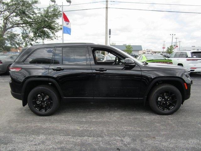 new 2024 Jeep Grand Cherokee car, priced at $43,950