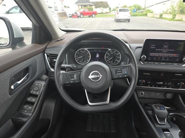 used 2022 Nissan Rogue car, priced at $25,187