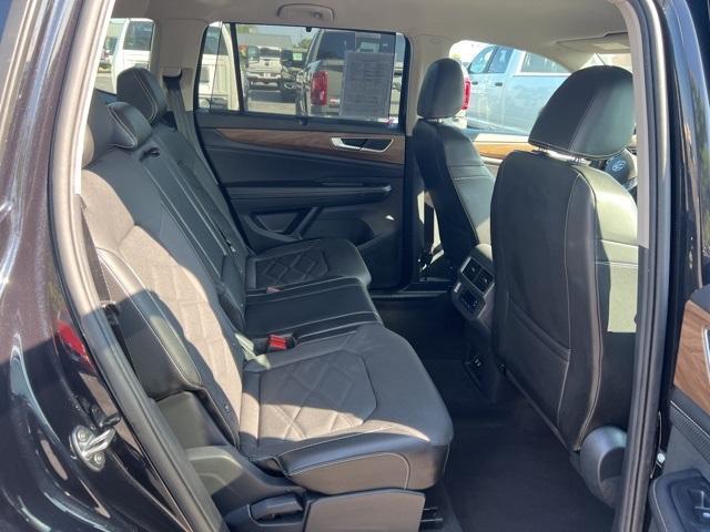 used 2024 Volkswagen Atlas car, priced at $31,487