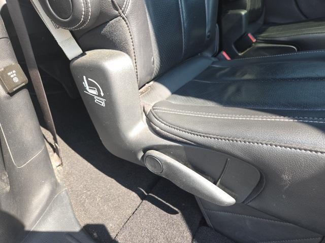 used 2021 Chrysler Pacifica car, priced at $27,658