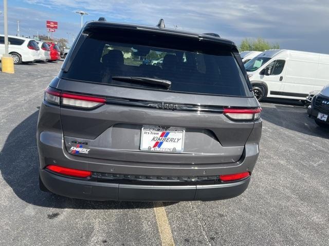 new 2025 Jeep Grand Cherokee car, priced at $41,900
