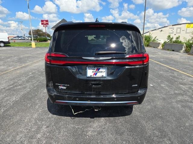 used 2022 Chrysler Pacifica car, priced at $28,881