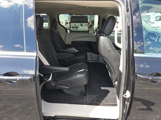 used 2022 Chrysler Pacifica car, priced at $28,881