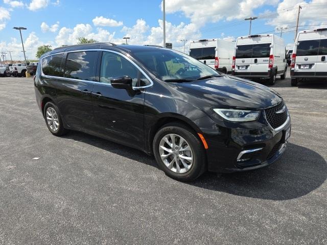 used 2022 Chrysler Pacifica car, priced at $28,881