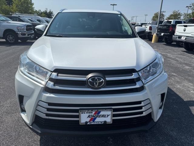 used 2019 Toyota Highlander car, priced at $26,696