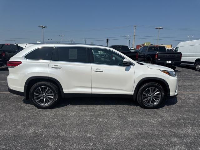 used 2019 Toyota Highlander car, priced at $26,696