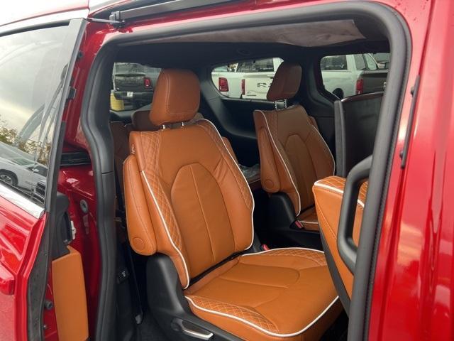 new 2026 Chrysler Pacifica car, priced at $52,255