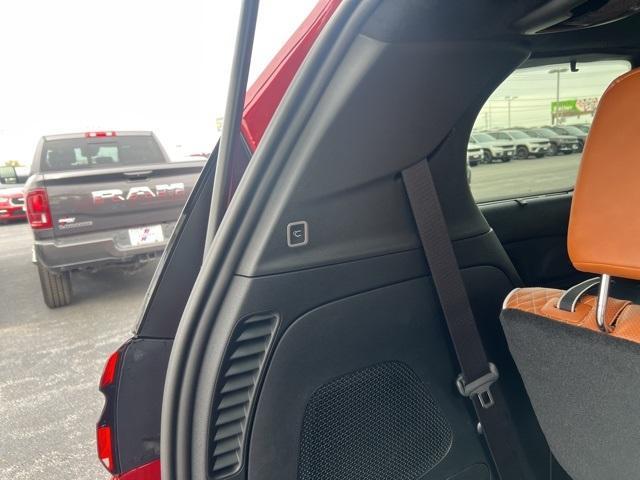 new 2026 Chrysler Pacifica car, priced at $52,255