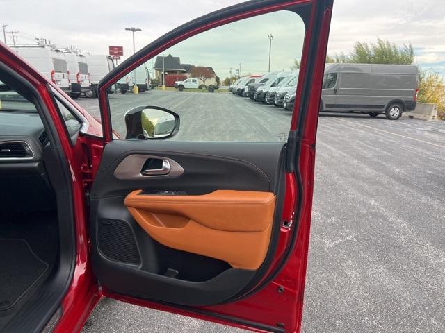 new 2026 Chrysler Pacifica car, priced at $52,255