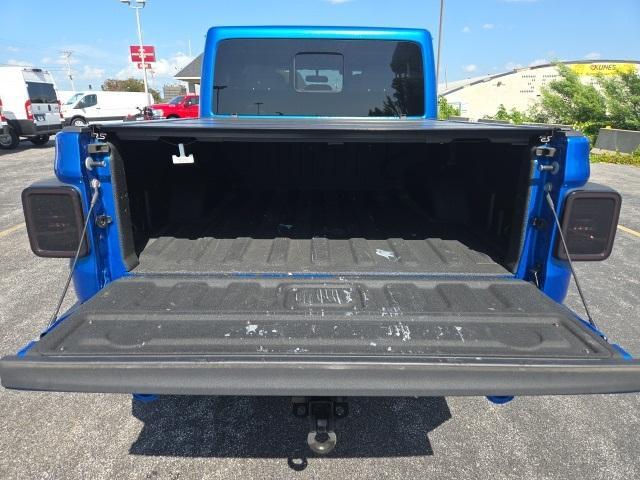 used 2022 Jeep Gladiator car, priced at $34,794