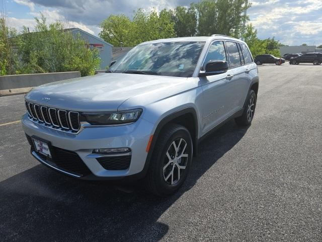 new 2025 Jeep Grand Cherokee car, priced at $43,568