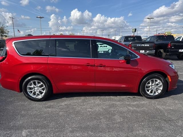 new 2026 Chrysler Pacifica car, priced at $42,165