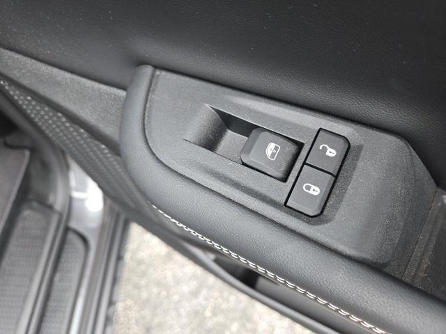 used 2023 Jeep Grand Cherokee L car, priced at $36,900