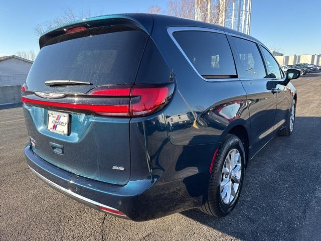 new 2025 Chrysler Pacifica car, priced at $44,415