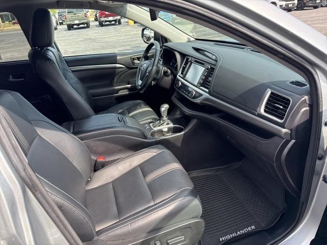 used 2017 Toyota Highlander car, priced at $21,952