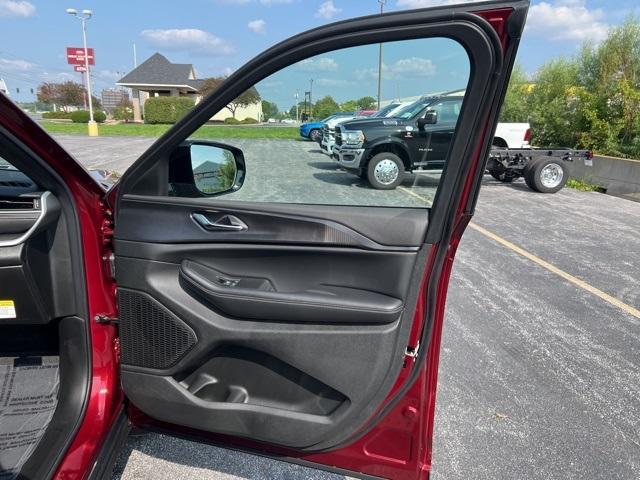 new 2025 Jeep Grand Cherokee L car, priced at $42,655
