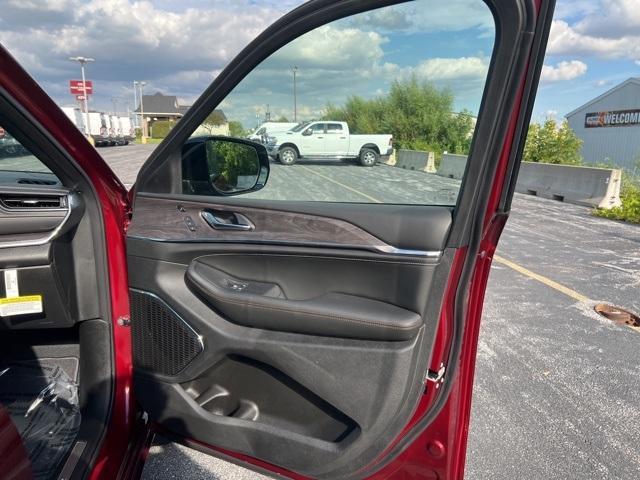 new 2025 Jeep Grand Cherokee L car, priced at $59,290